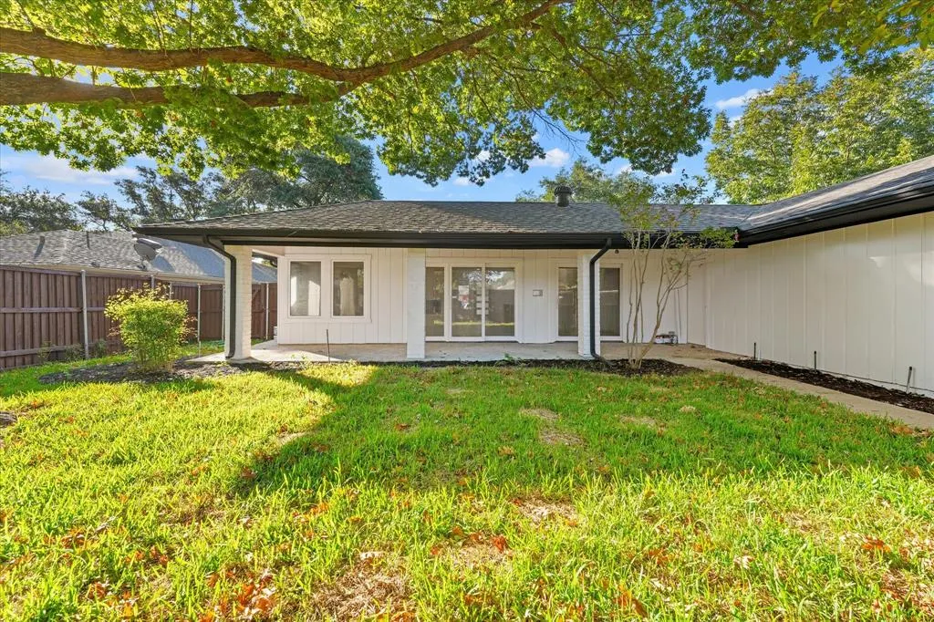 6727 Southpoint Drive