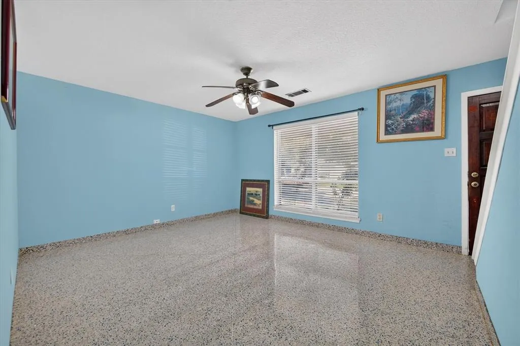 1302 Shelmar Drive