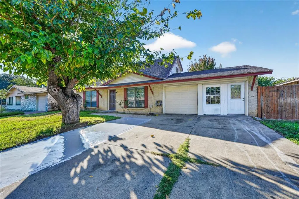 1302 Shelmar Drive