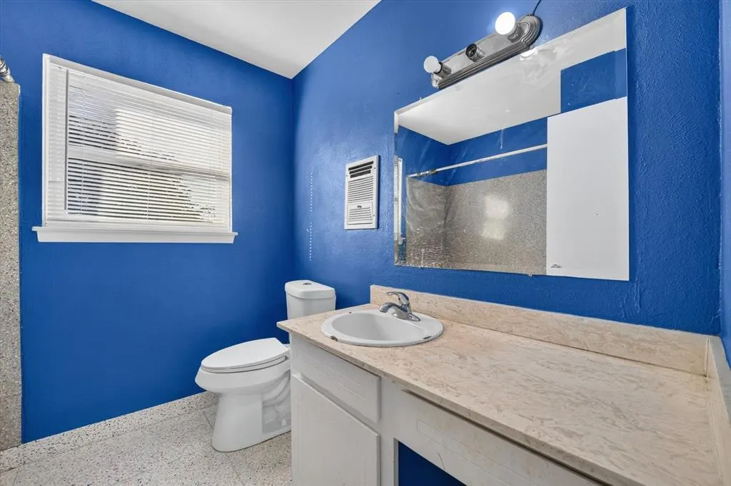 1302 Shelmar Drive