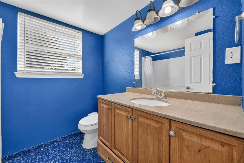 1302 Shelmar Drive