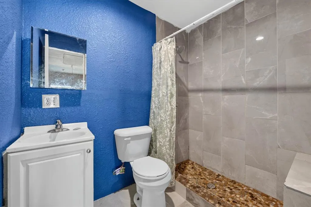 1302 Shelmar Drive