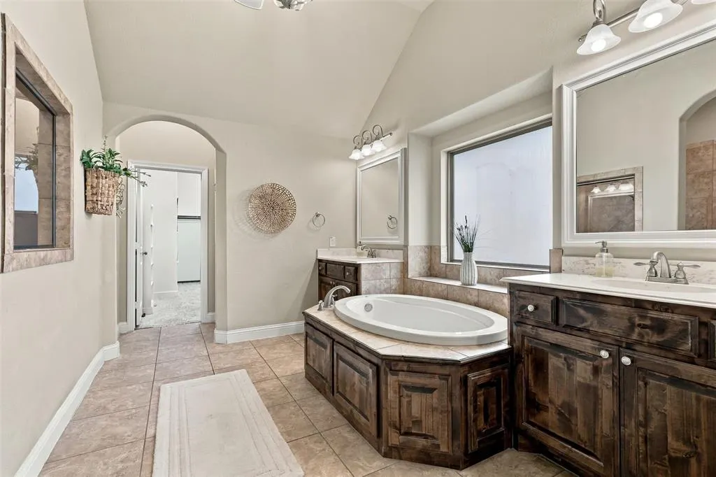 9848 Brazoria Trail