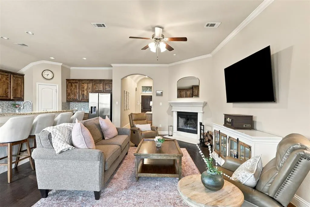 9848 Brazoria Trail