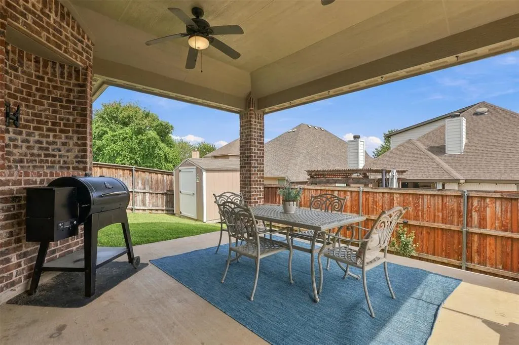 9848 Brazoria Trail