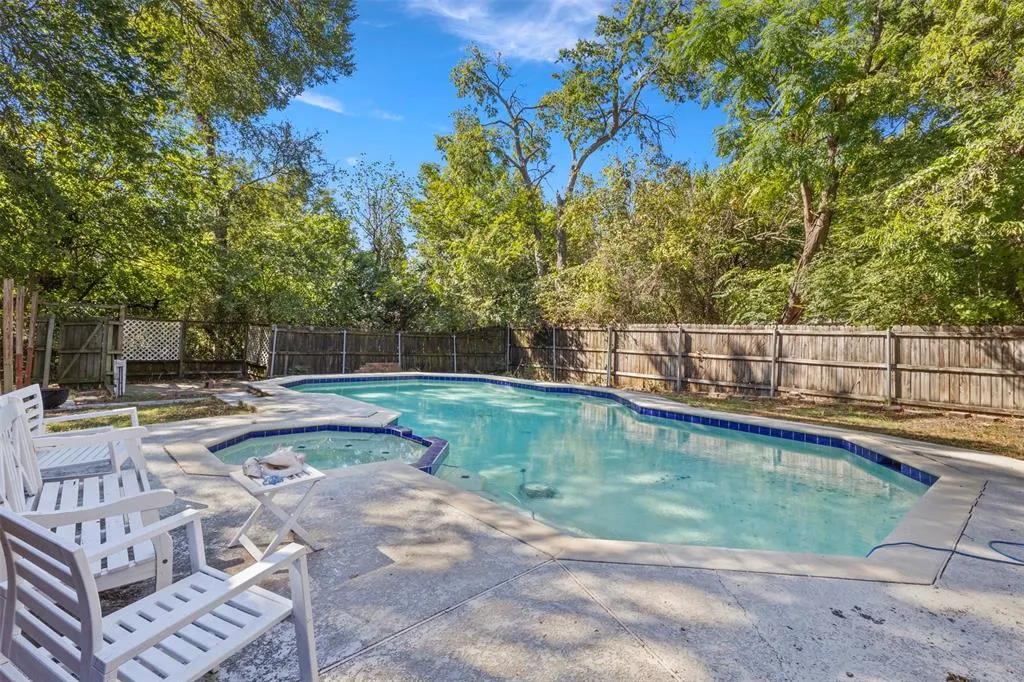 206 Watson Drive