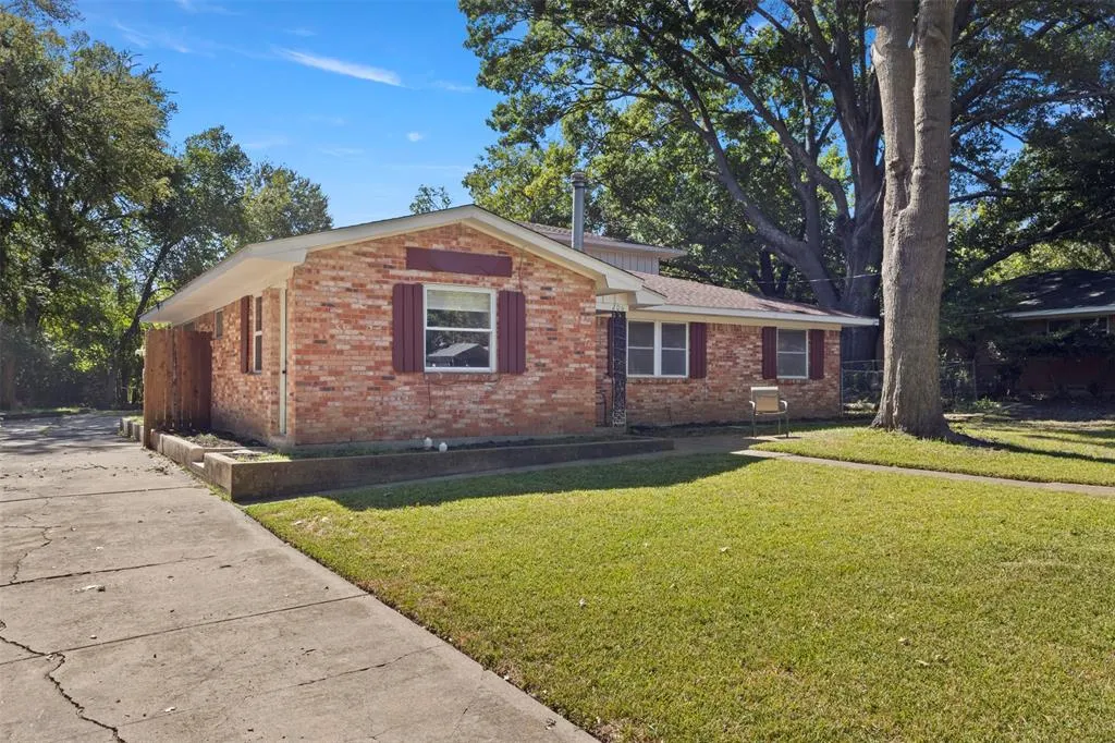 206 Watson Drive