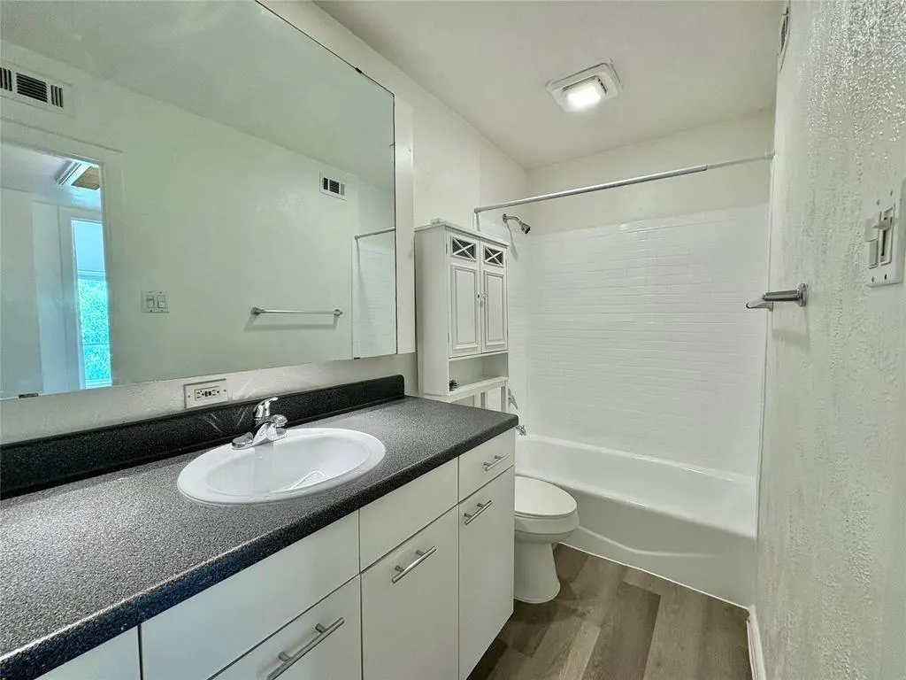4347 Dickason Avenue #207