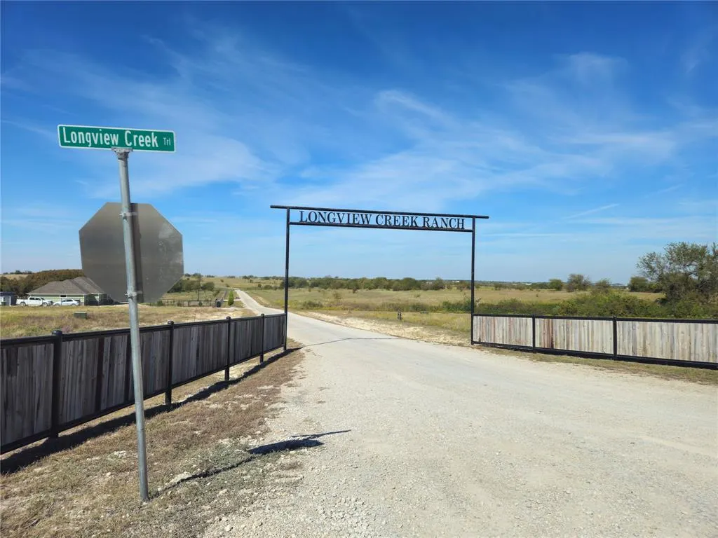 22 Longview Creek Trail