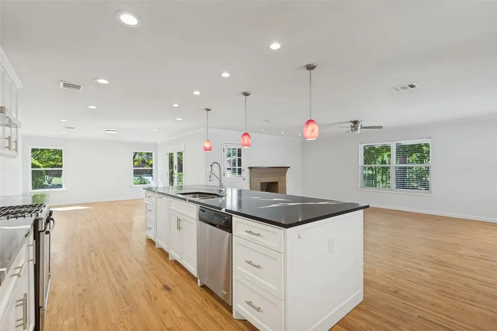 541 Woolsey Drive