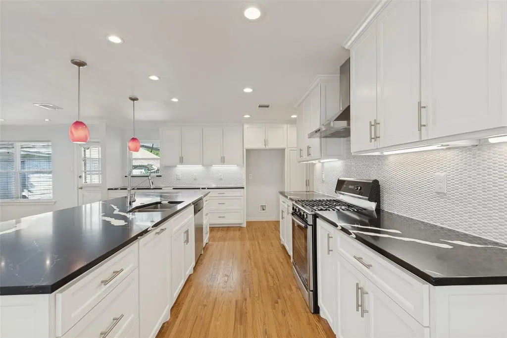 541 Woolsey Drive