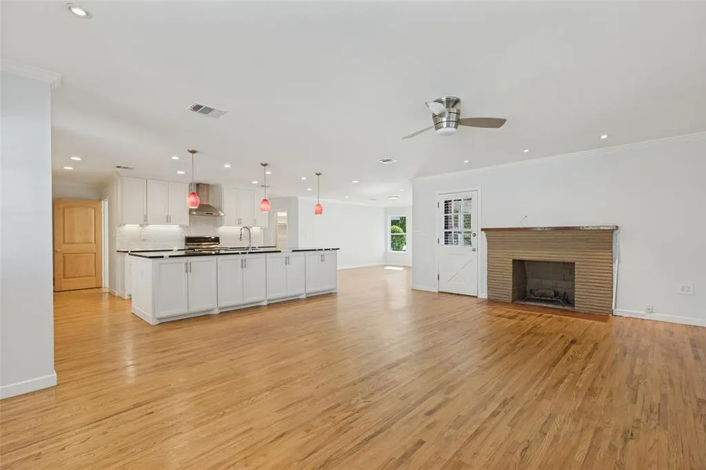 541 Woolsey Drive