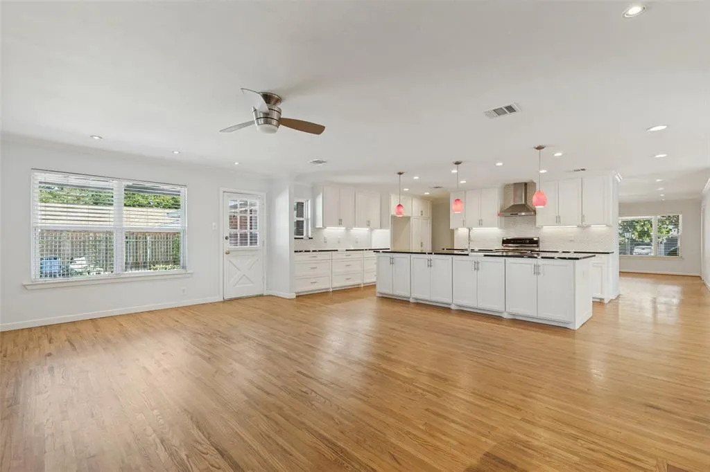 541 Woolsey Drive