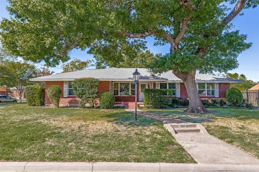 541 Woolsey Drive