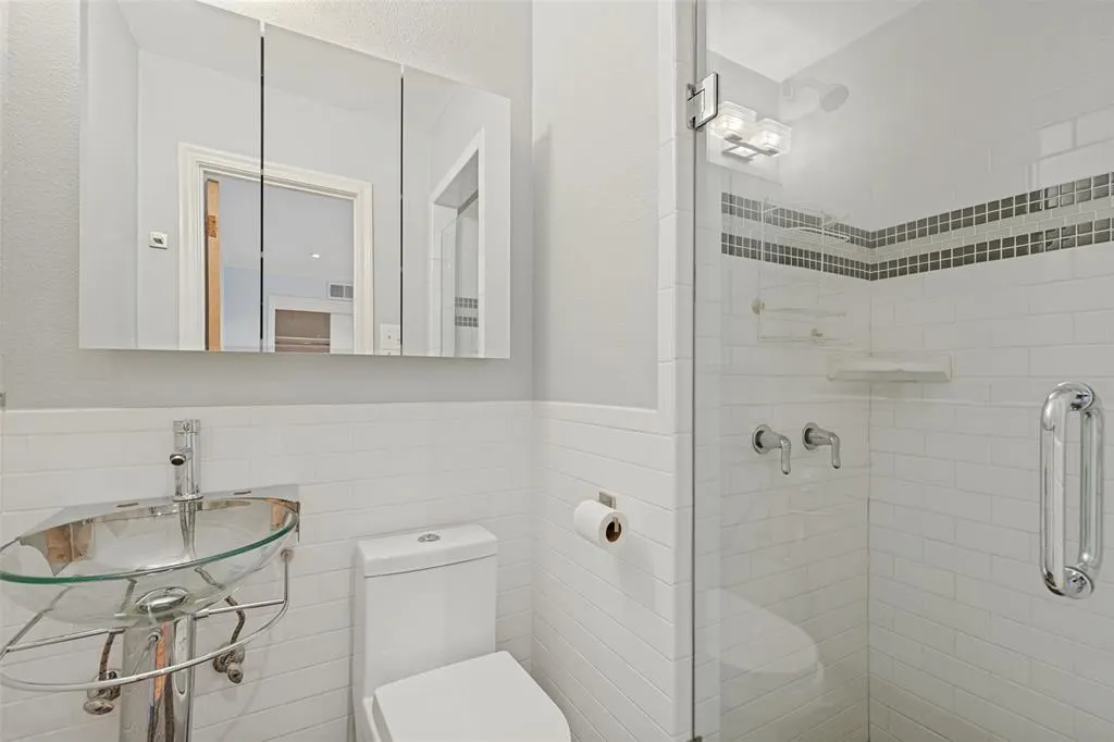 541 Woolsey Drive