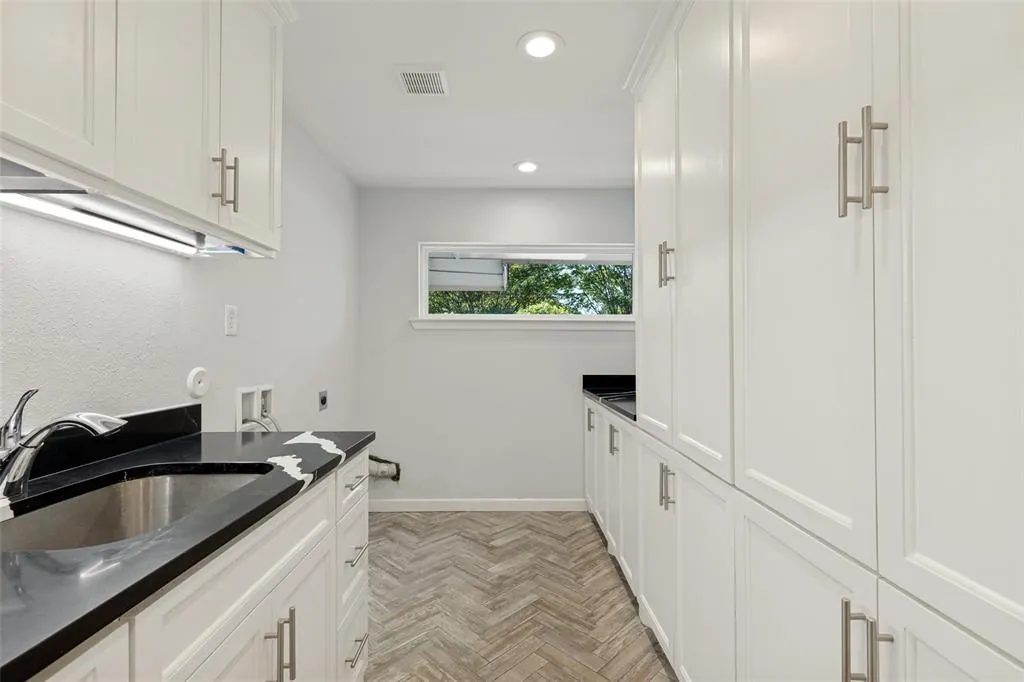 541 Woolsey Drive