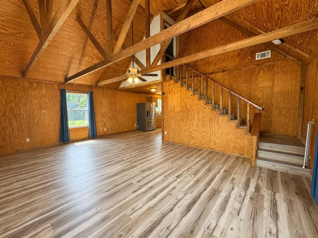 362 Private Road 4379