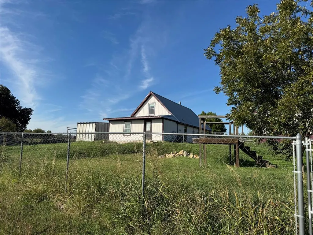 362 Private Road 4379