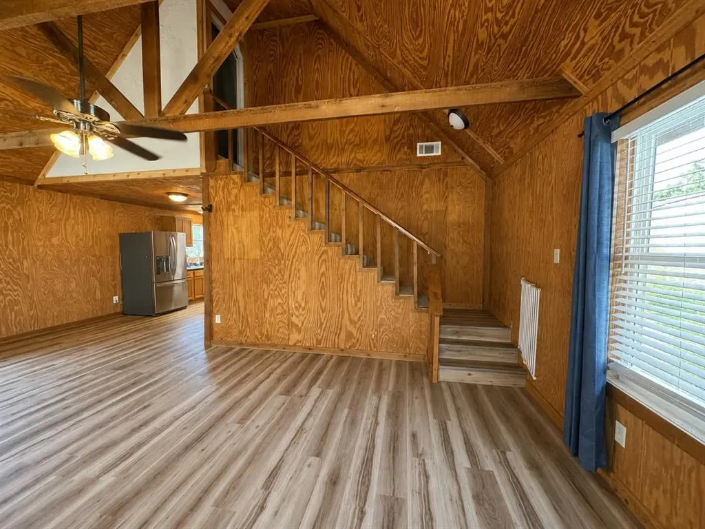 362 Private Road 4379