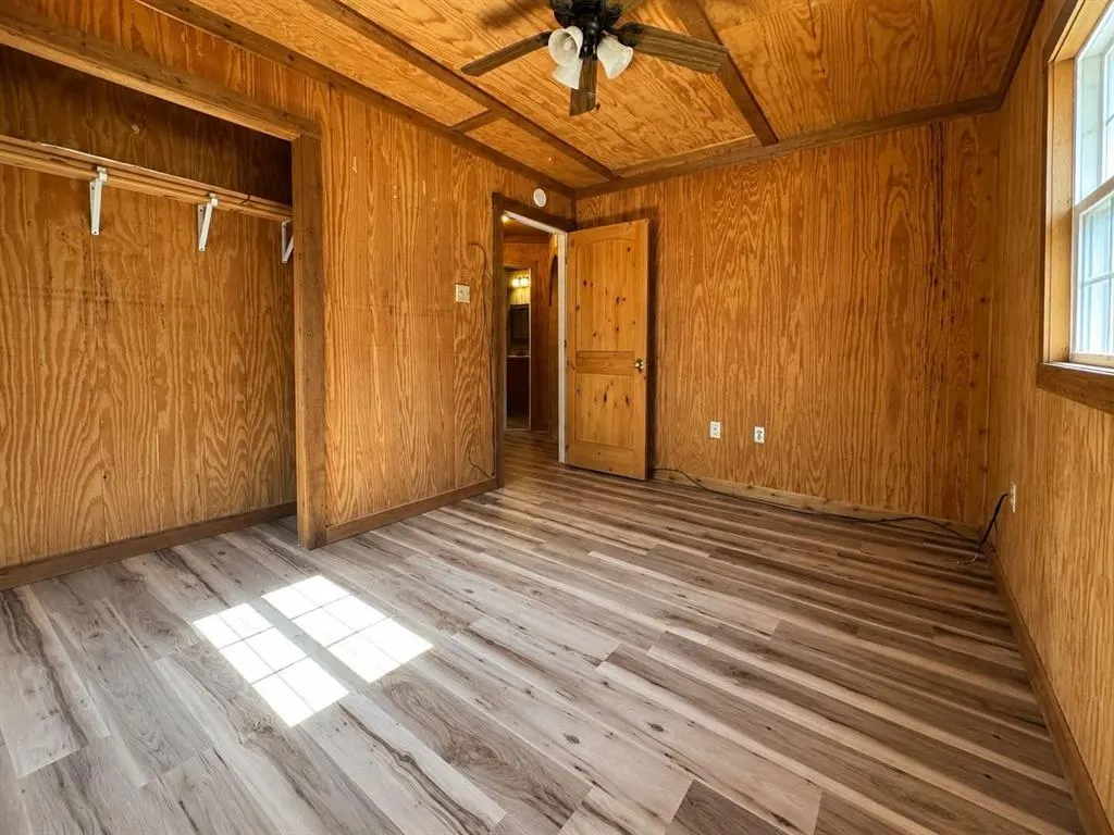 362 Private Road 4379