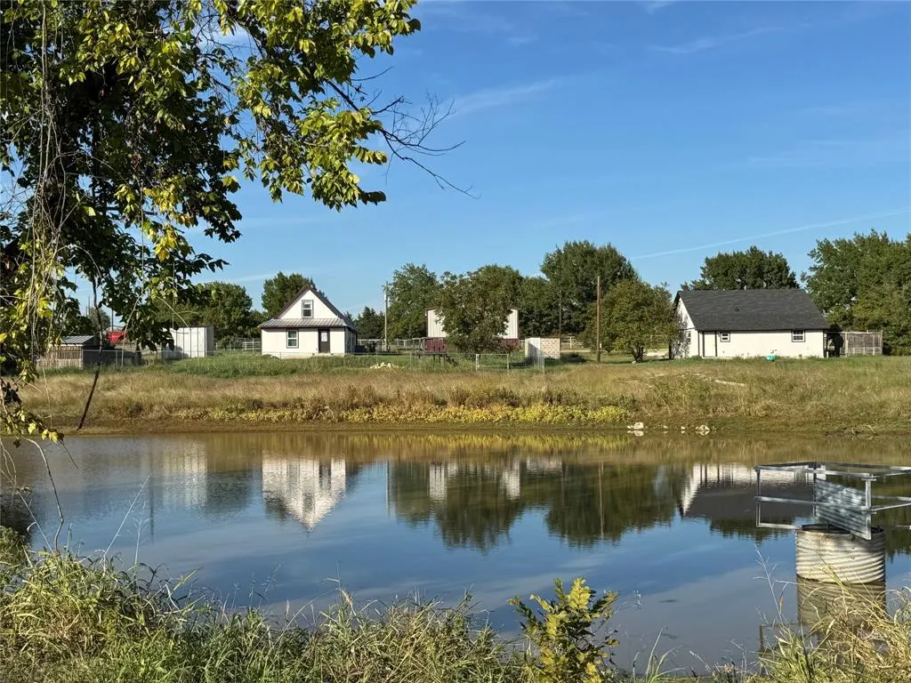 362 Private Road 4379