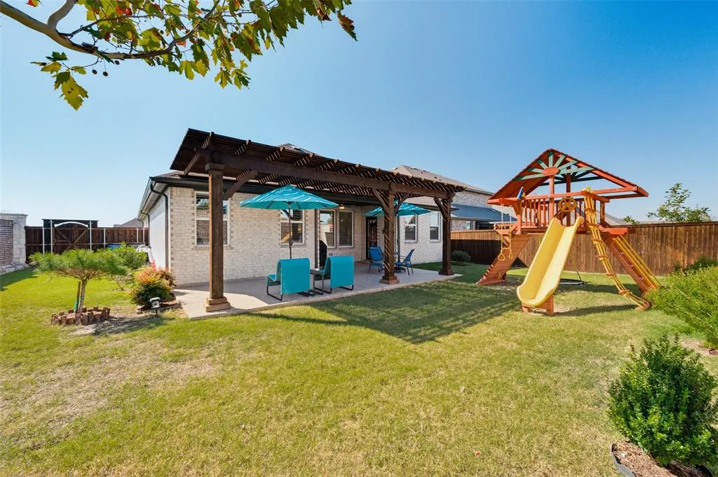 3417 Paintbrush Path