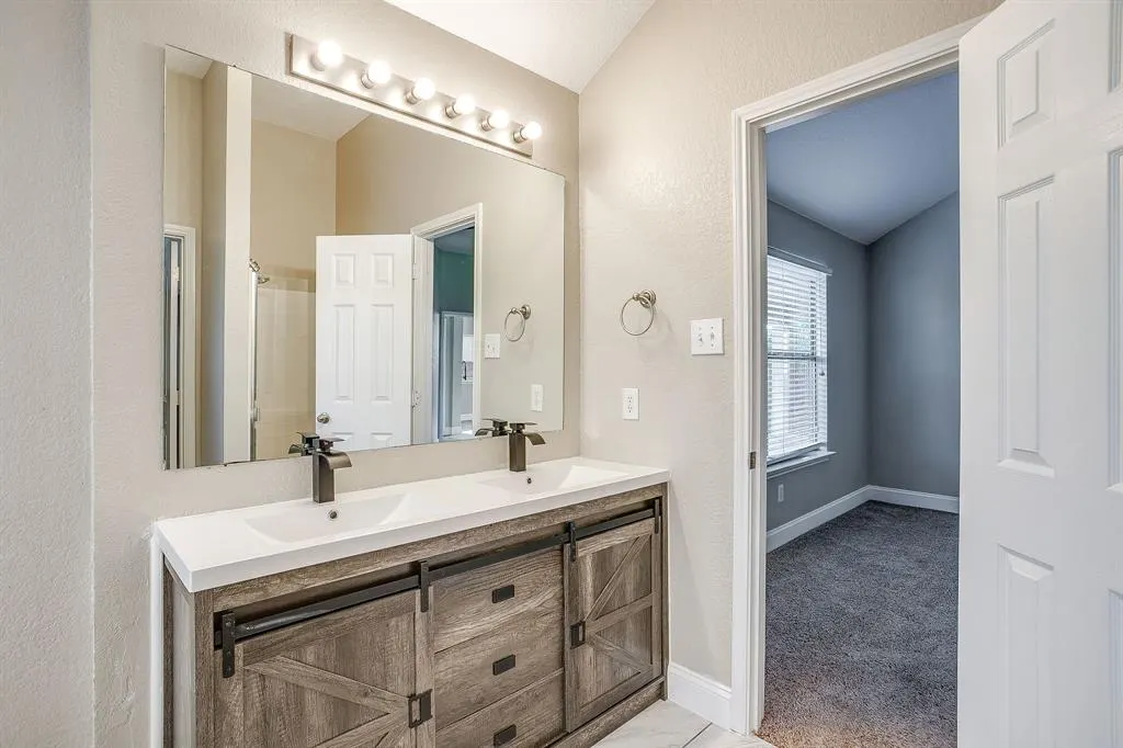 10708 Highland Ridge Road