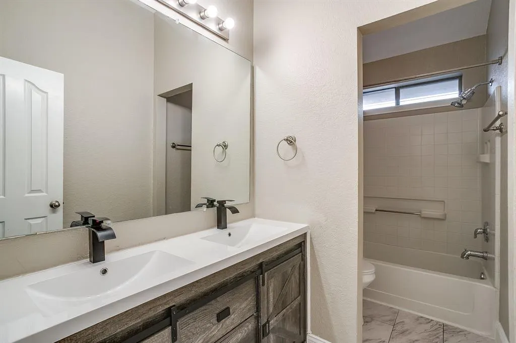 10708 Highland Ridge Road