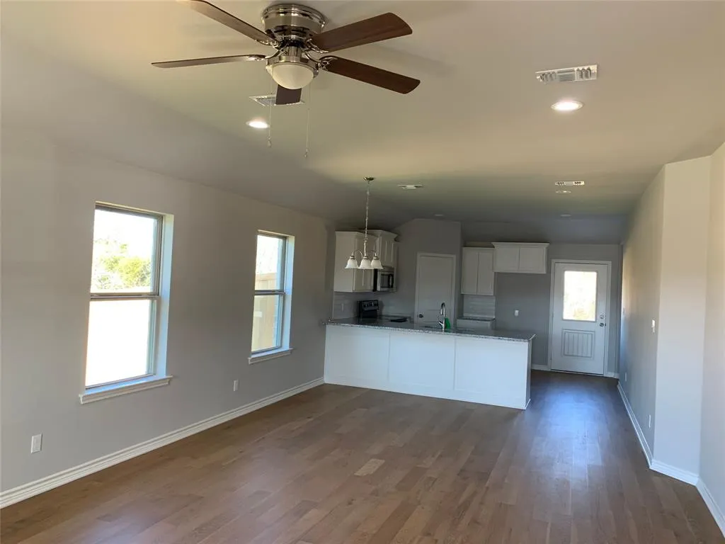 1105 Southridge Lane