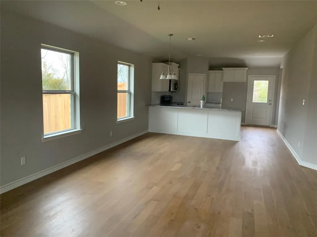 1105 Southridge Lane