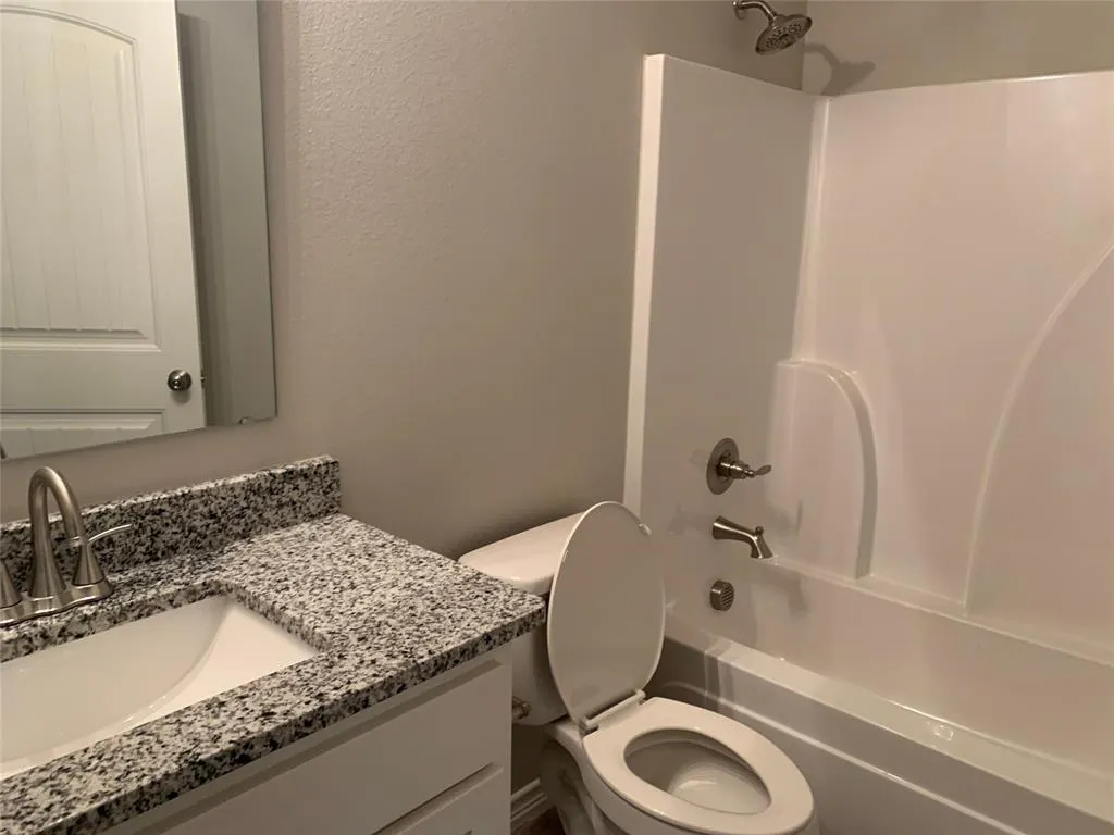 1105 Southridge Lane
