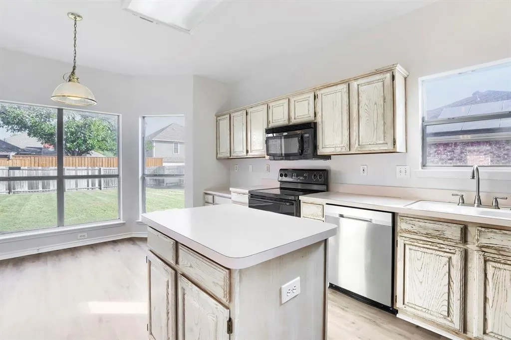 1313 Blue Jay Drive