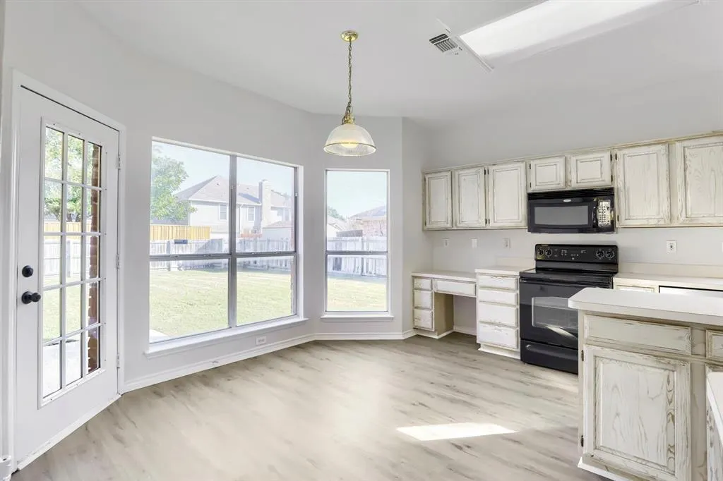 1313 Blue Jay Drive