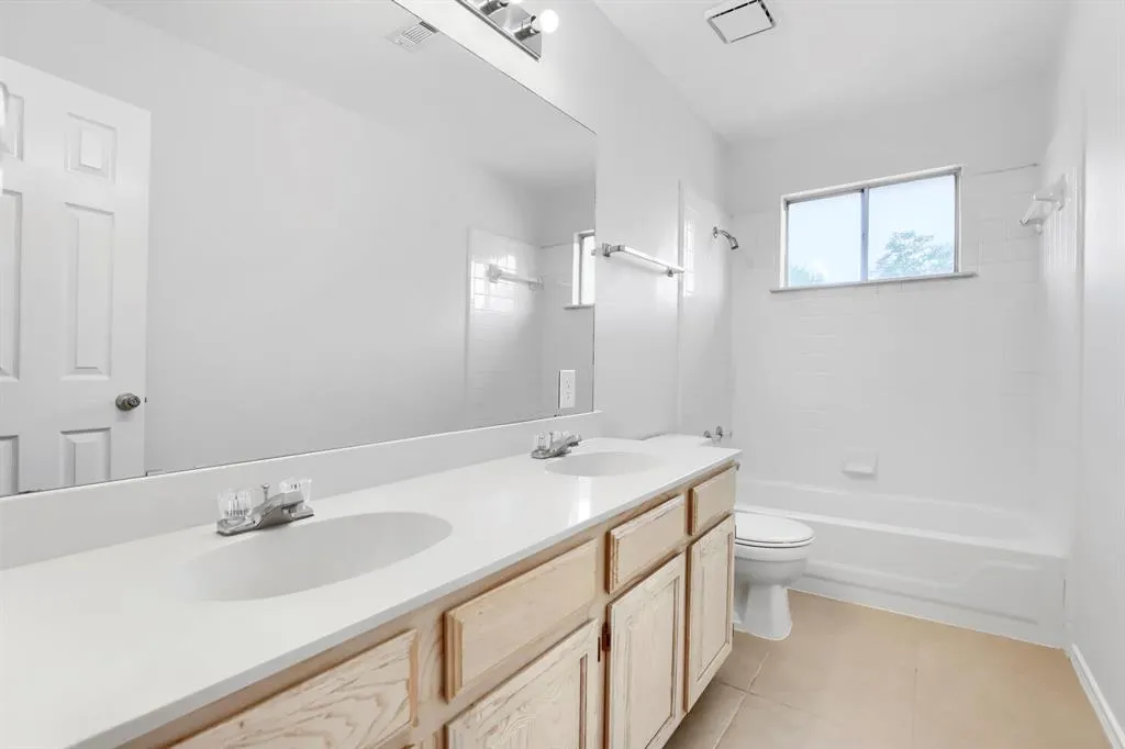1313 Blue Jay Drive