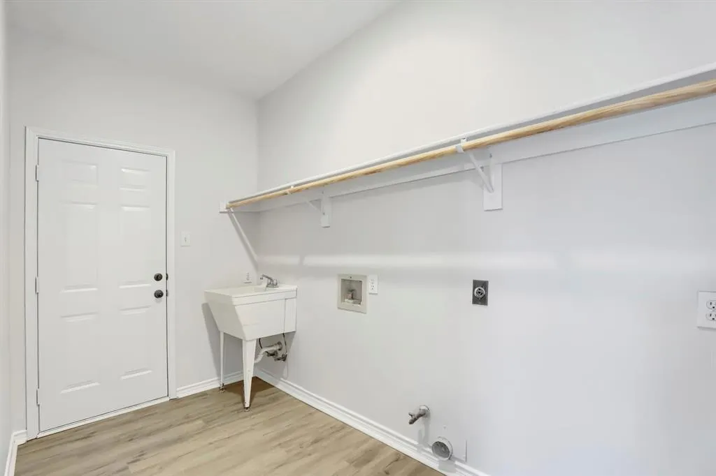 1313 Blue Jay Drive