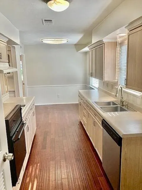407 Cambridge Drive
