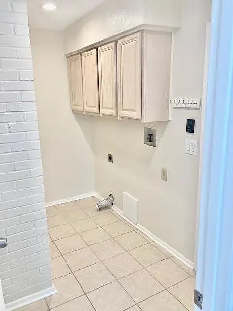 407 Cambridge Drive
