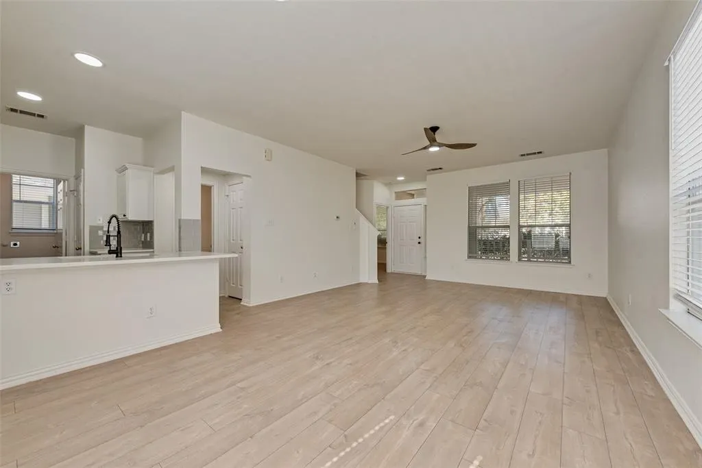 9854 Walnut Hill Drive