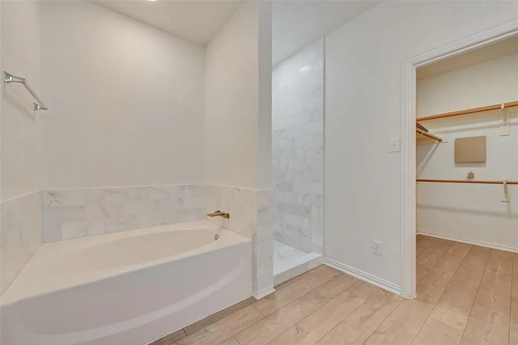 9854 Walnut Hill Drive