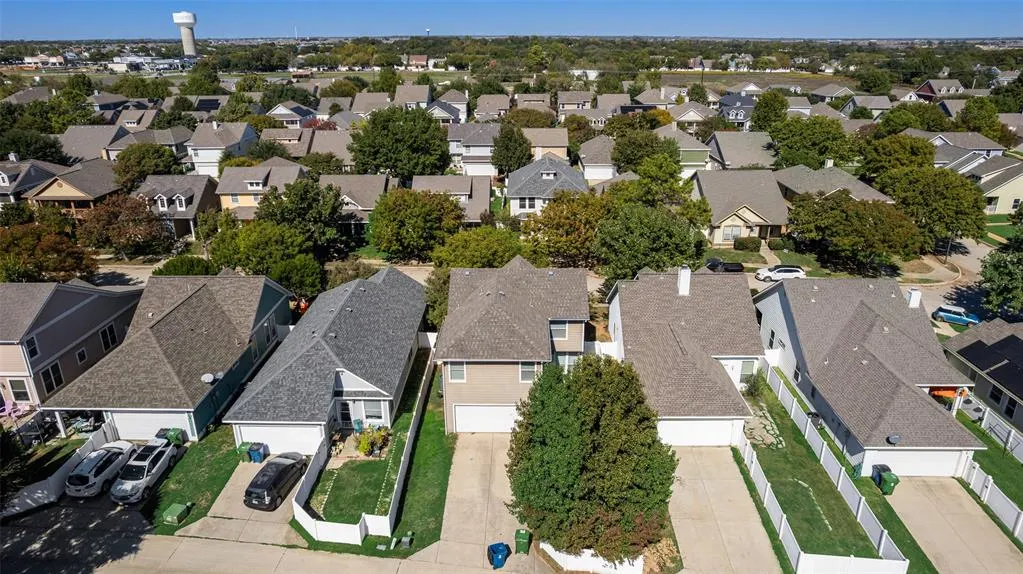 9854 Walnut Hill Drive