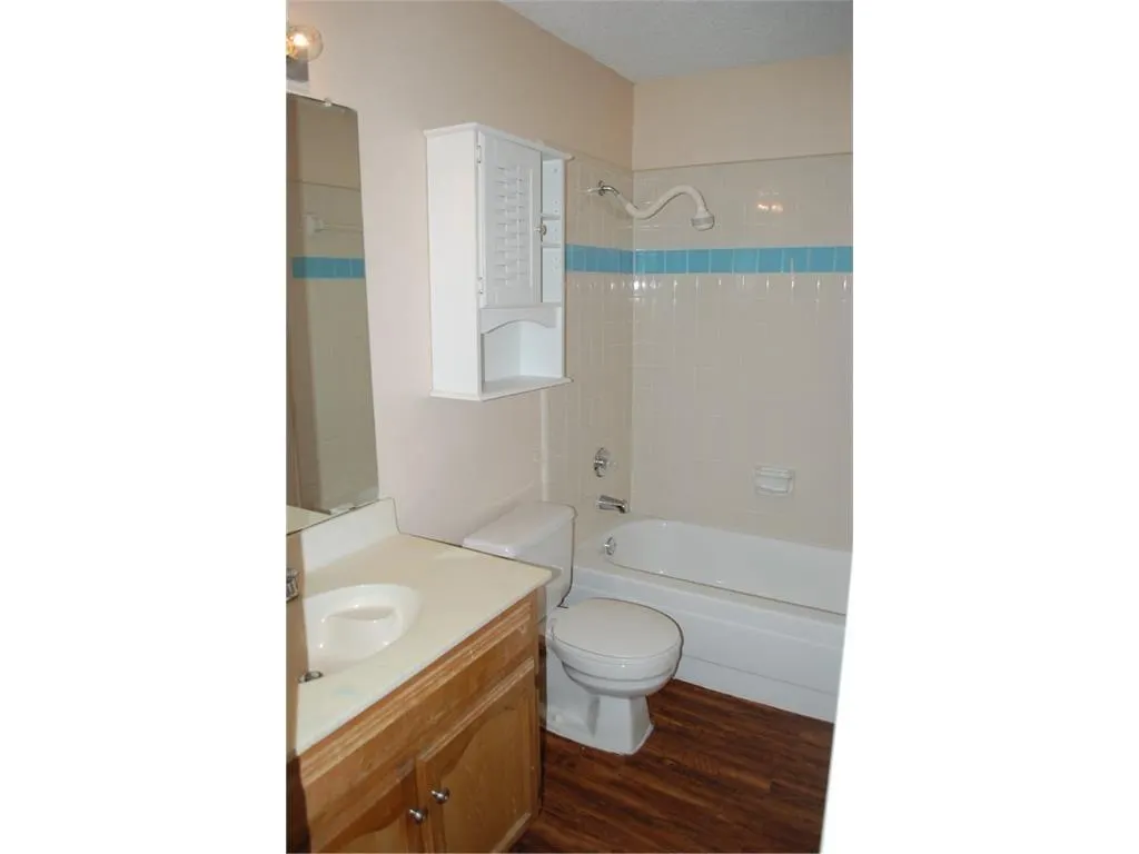 1127 Rimcrest Drive