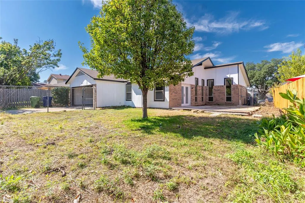 3409 Brook Glen Drive