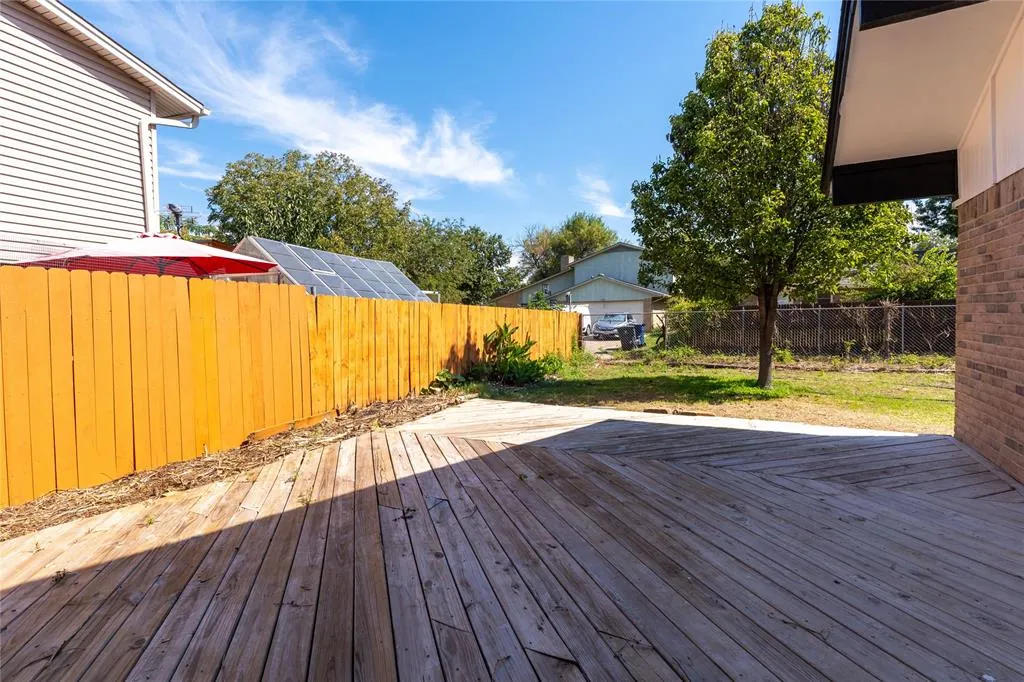 3409 Brook Glen Drive