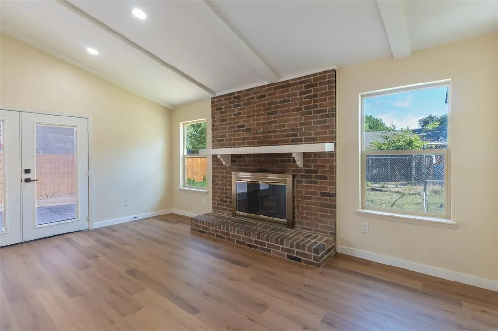 3409 Brook Glen Drive
