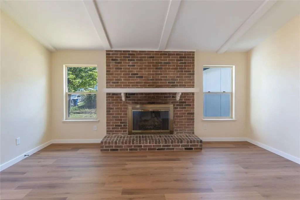 3409 Brook Glen Drive