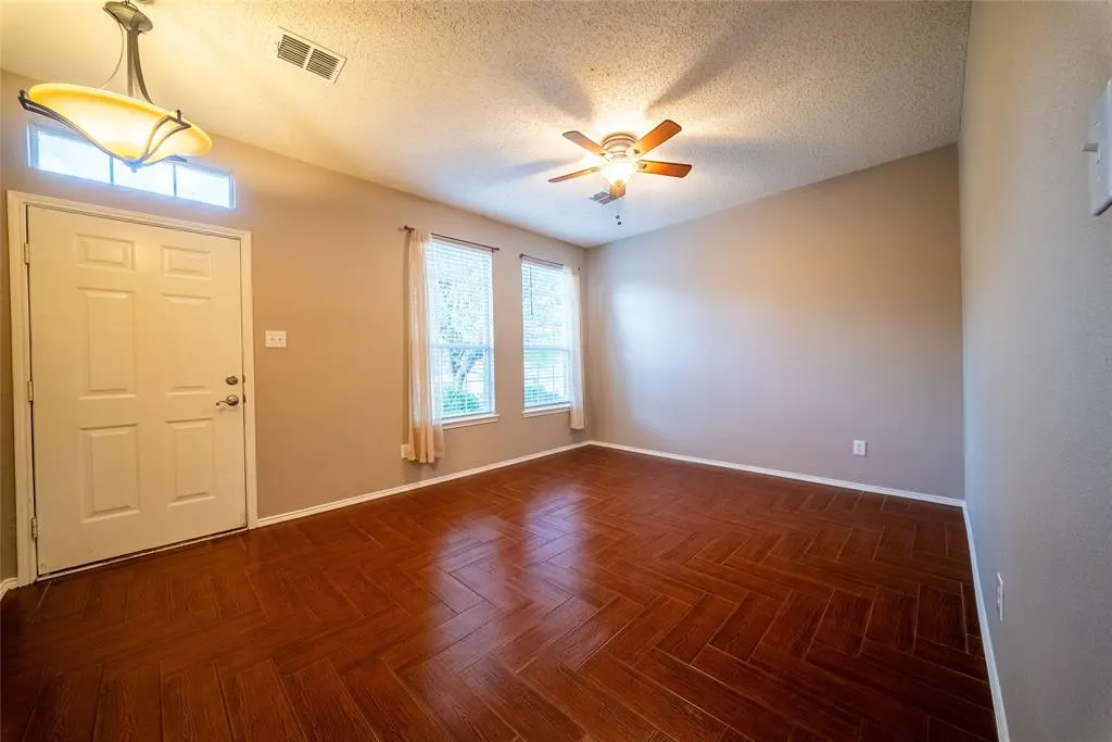 1316 White Dove Lane