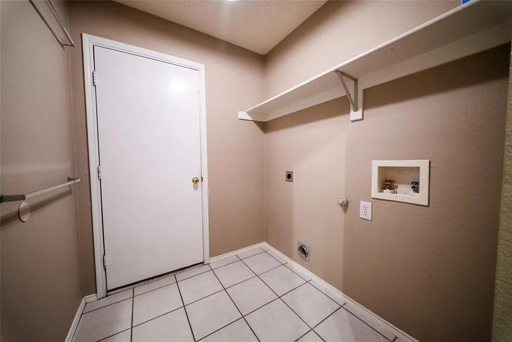 1316 White Dove Lane