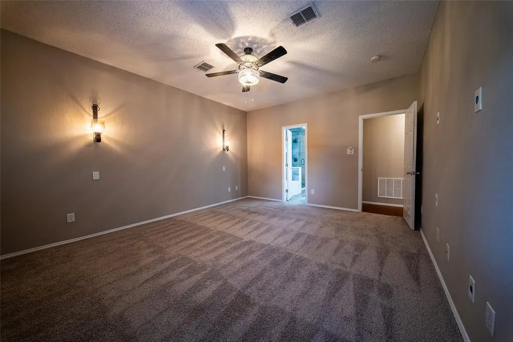 1316 White Dove Lane