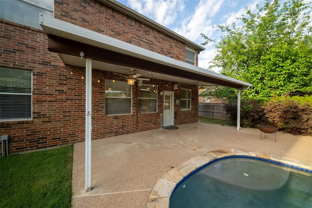 1316 White Dove Lane