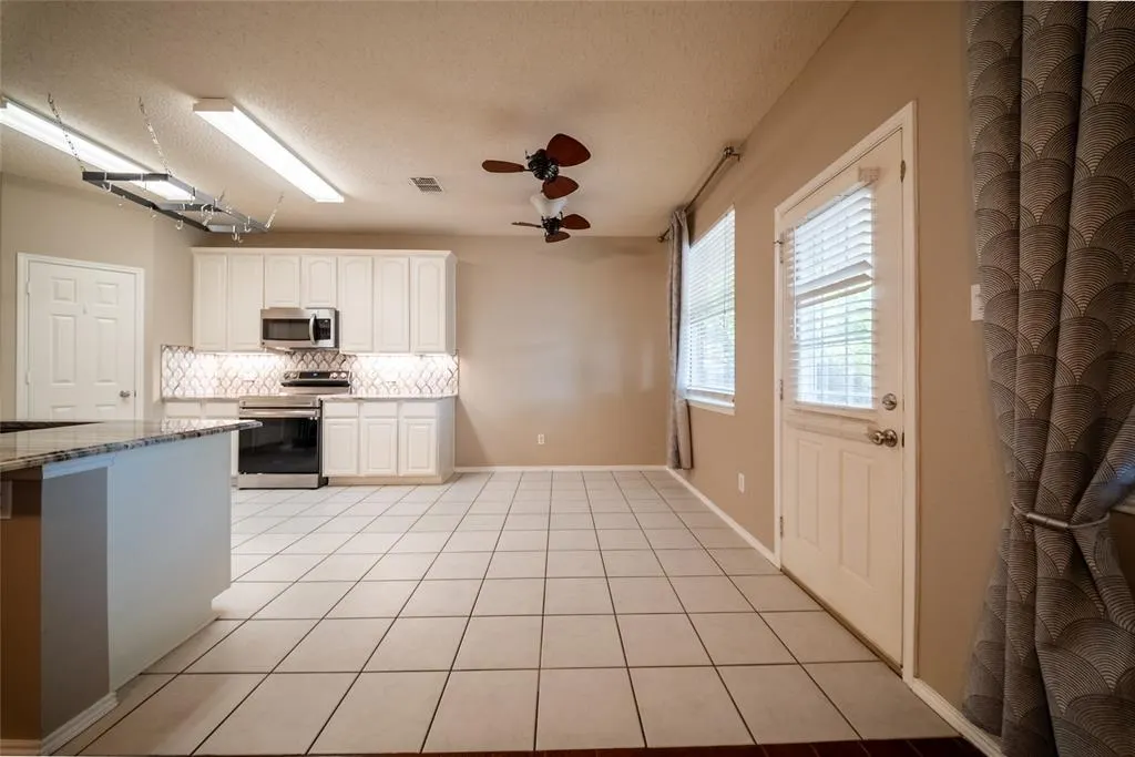 1316 White Dove Lane